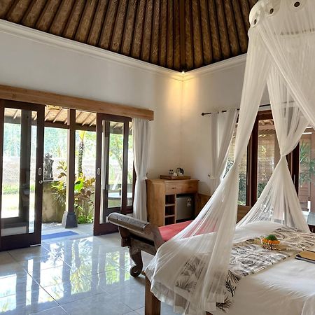 Santosha Villas & Spa ウブド エクステリア 写真