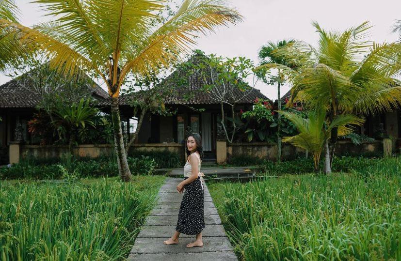 Santosha Villas & Spa ウブド エクステリア 写真