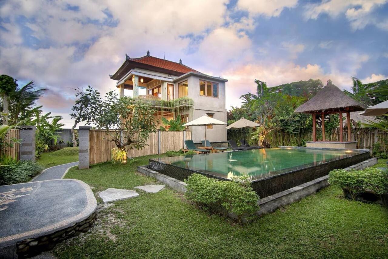 Santosha Villas & Spa ウブド エクステリア 写真