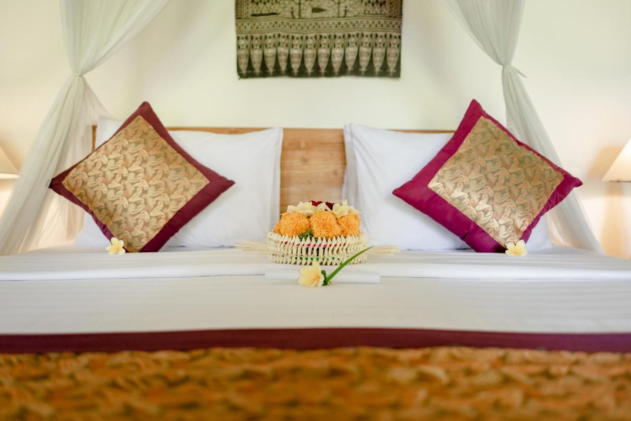 Santosha Villas & Spa ウブド エクステリア 写真