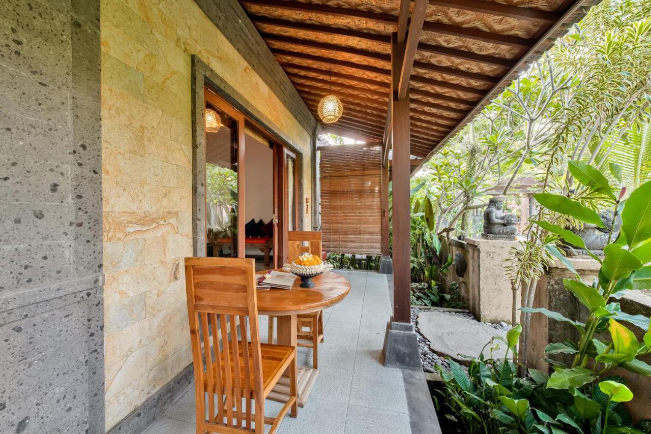 Santosha Villas & Spa ウブド エクステリア 写真